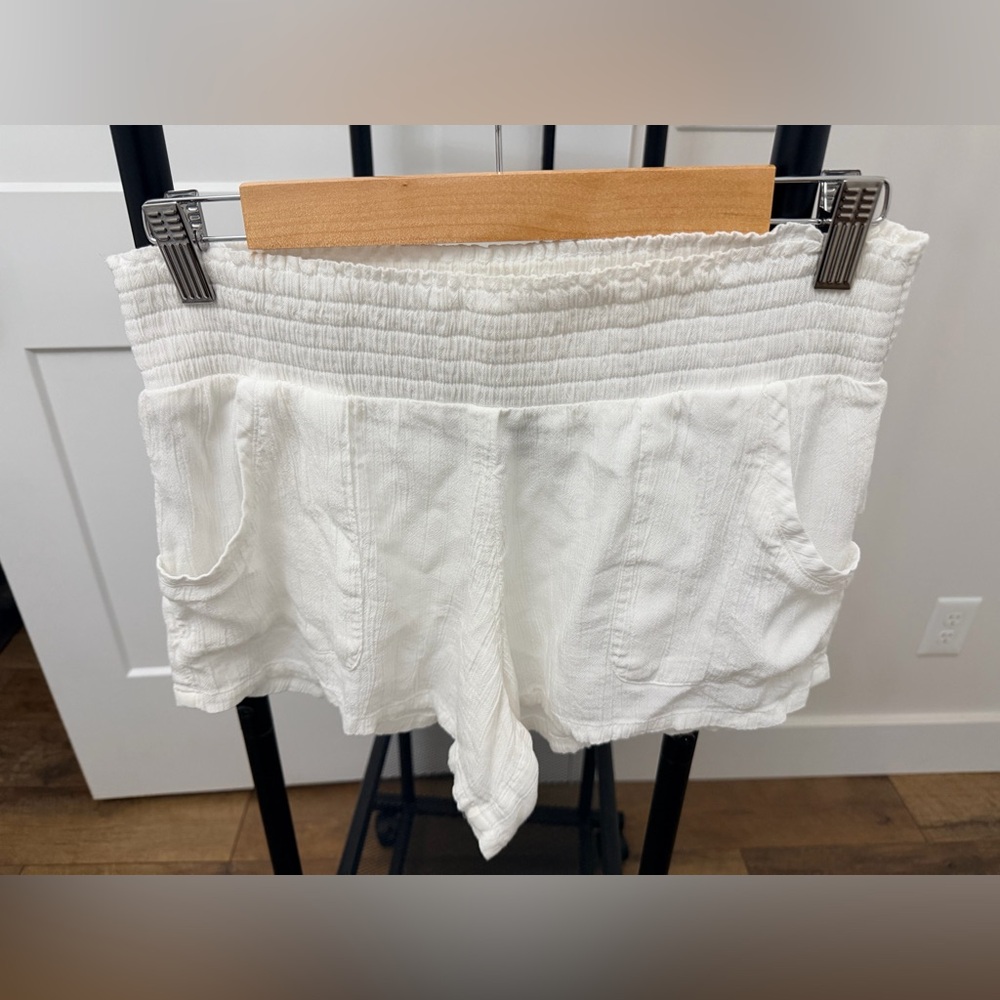 PrAna - Women's White Linen Shorts